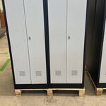 Ca. 36x Lockerkast